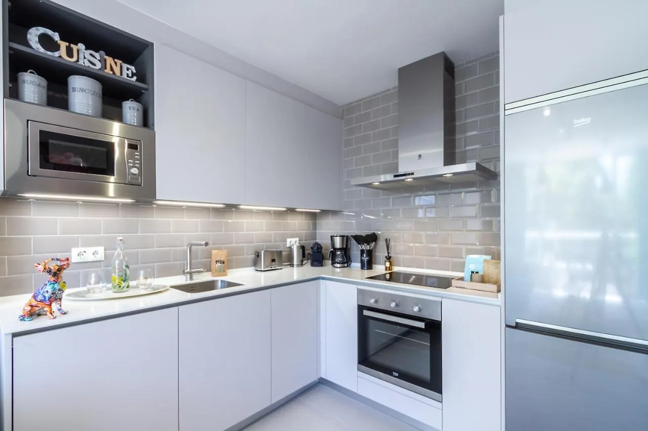 Marbella Banus Suites - Ceibo Centro Plaza Banus Suite Apartment 0*,  Spain