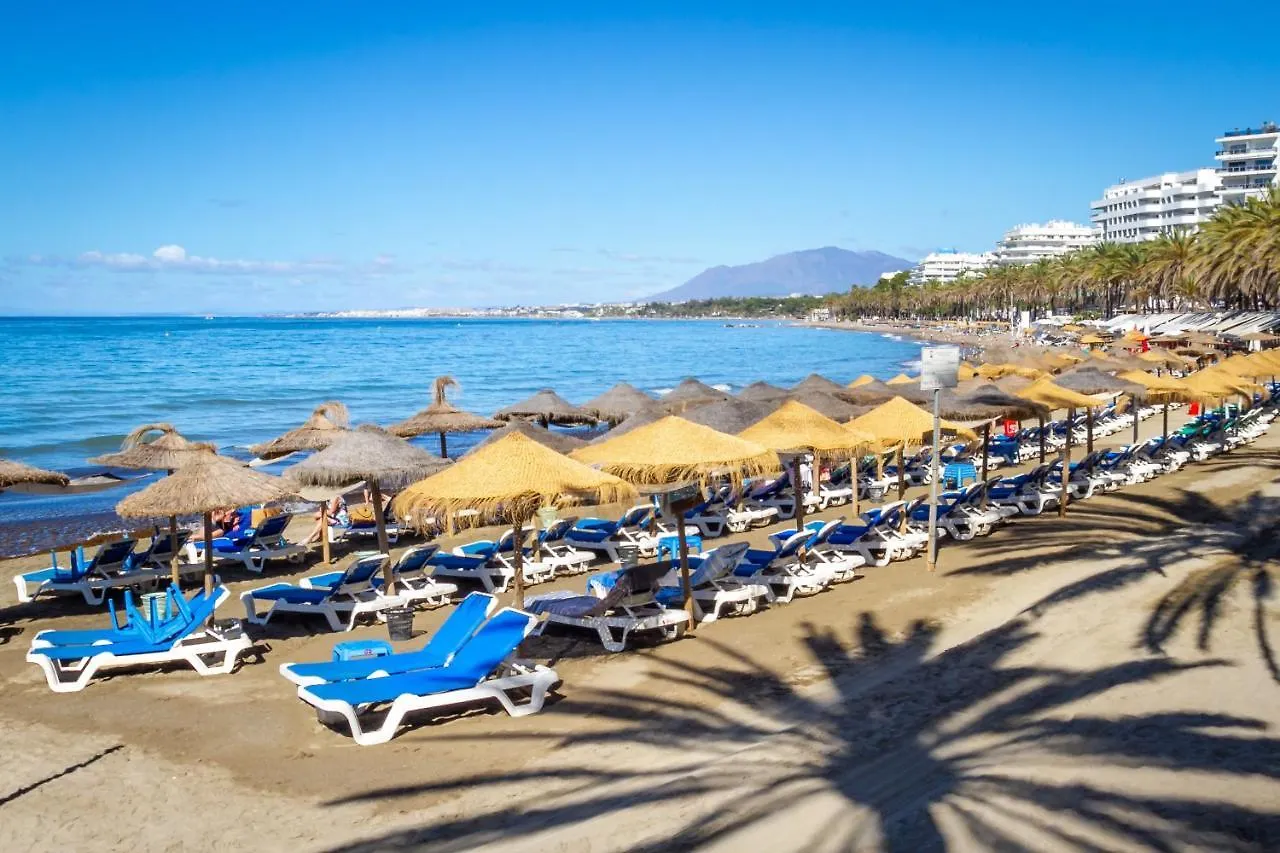 Marbella Banus Suites - Ceibo Centro Plaza Banus Suite Apartment 0*,  Spain
